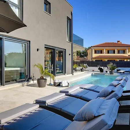 Orion Villa